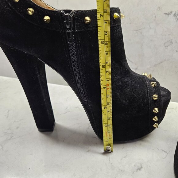 Luichiny Black Faux Suede "Mighty Miss" Platform Block Heel Stud Boots - size 9 - Picture 4 of 7